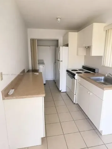 8935 SW 28th Street Miami FL 33165