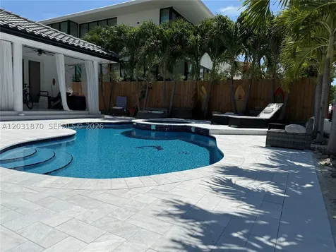 2940 NE 164th Street North Miami Beach FL 33160