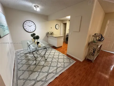 6900 SW 39th Street Davie FL 33314