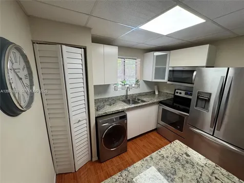 6900 SW 39th Street Davie FL 33314