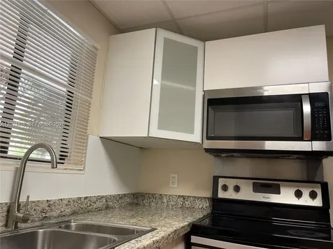 6900 SW 39th Street Davie FL 33314