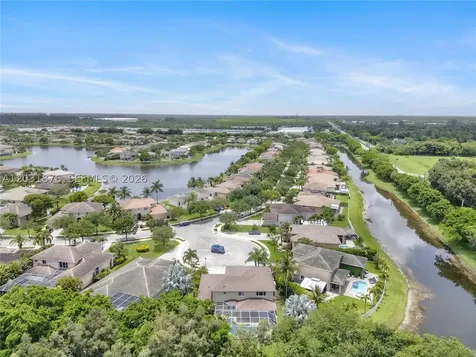19023 SW 60th Court Pembroke Pines FL 33332