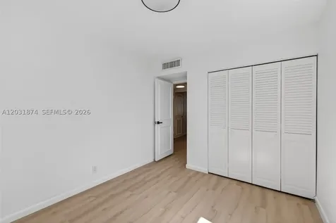 20300 W Country Club Drive Aventura FL 33180