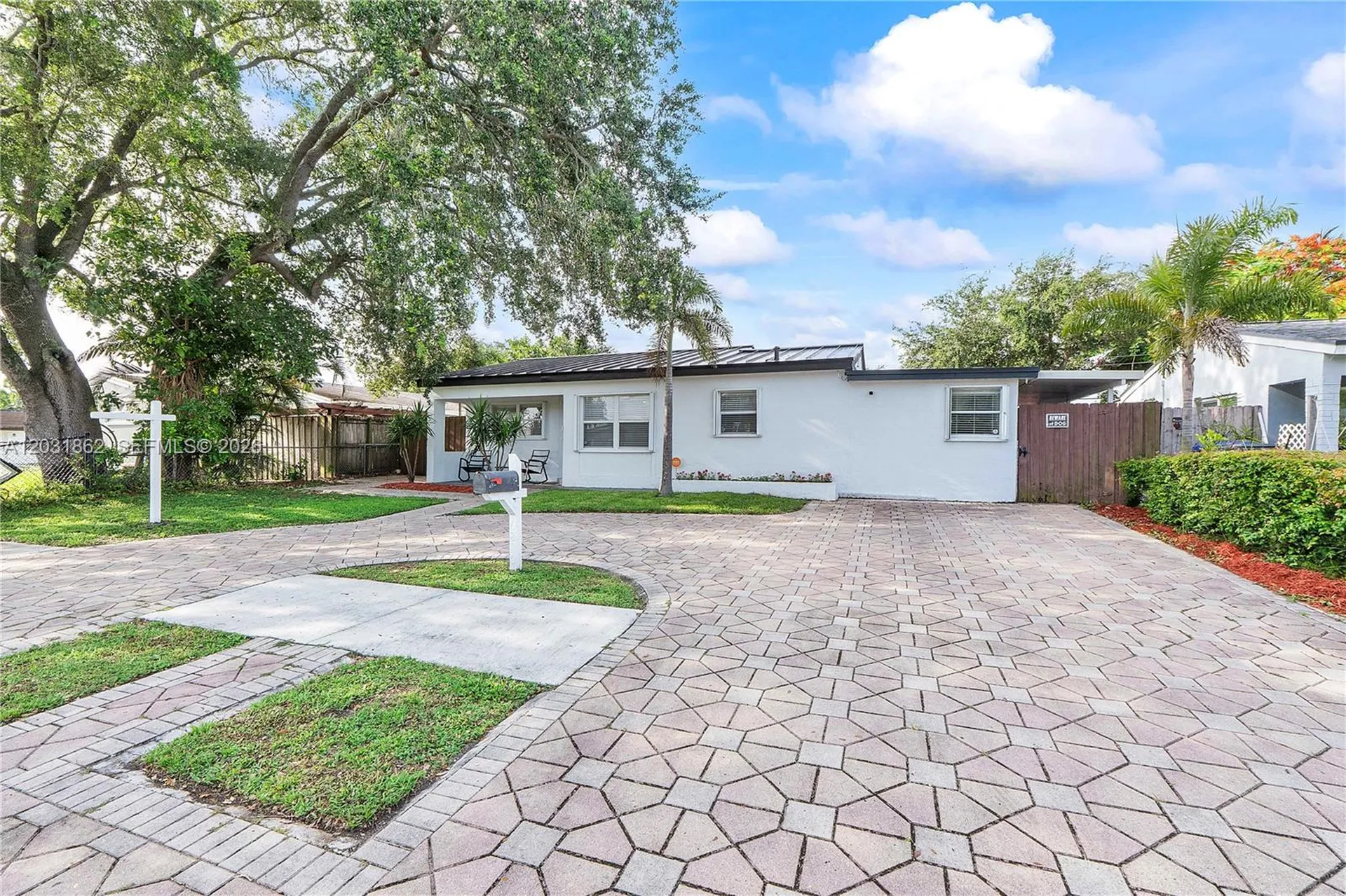 6810 Douglas Street Hollywood FL 33024