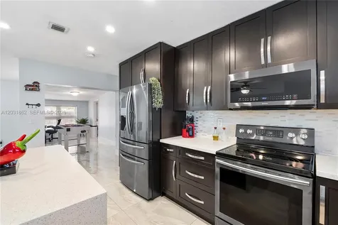 6810 Douglas Street Hollywood FL 33024
