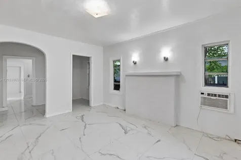 836 NW 29th Terrace Miami FL 33127