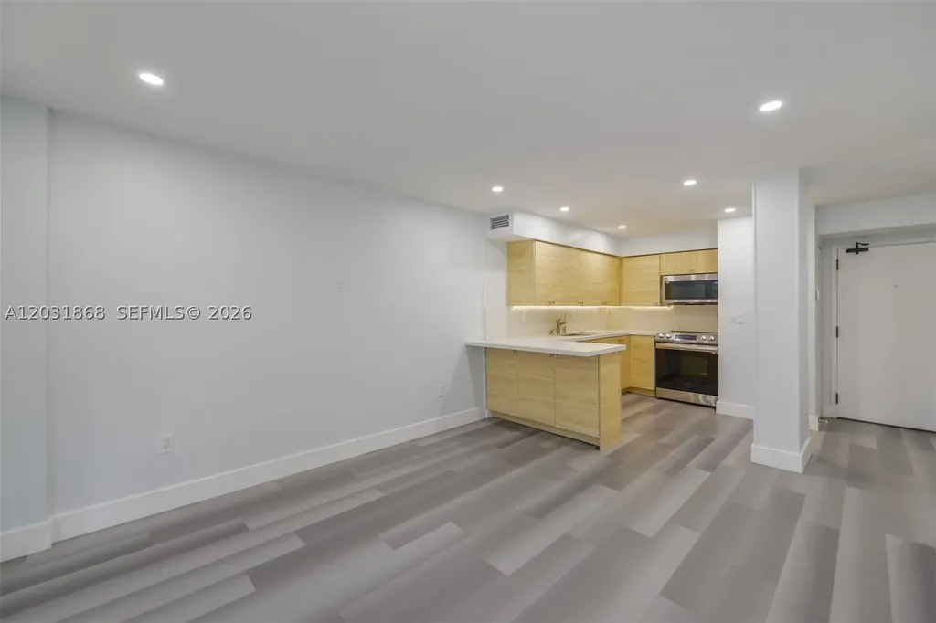 1800 NW 24th Avenue Miami FL 33125