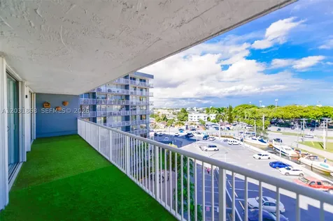 1800 NW 24th Avenue Miami FL 33125