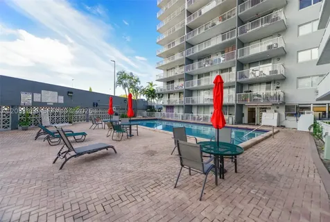 1800 NW 24th Avenue Miami FL 33125