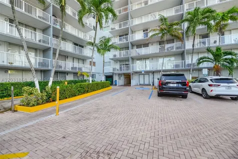 1800 NW 24th Avenue Miami FL 33125