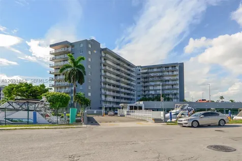 1800 NW 24th Avenue Miami FL 33125