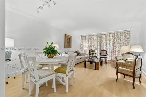 20400 Country Club Drive Aventura FL 33180