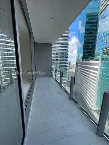 300 Biscayne Blvd Way Miami FL 33131