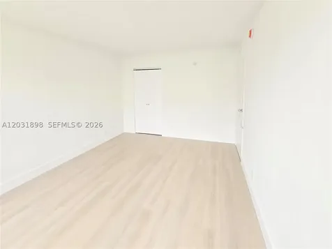 16919 N Bay Road Sunny Isles Beach FL 33160