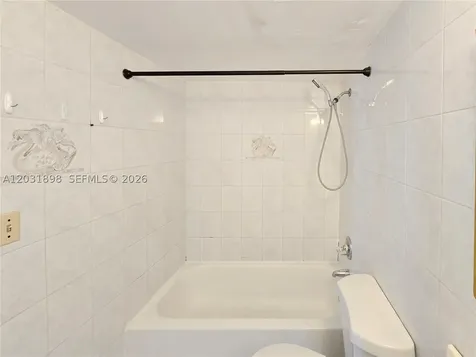 16919 N Bay Road Sunny Isles Beach FL 33160