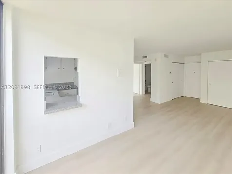 16919 N Bay Road Sunny Isles Beach FL 33160