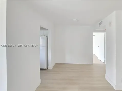 16919 N Bay Road Sunny Isles Beach FL 33160