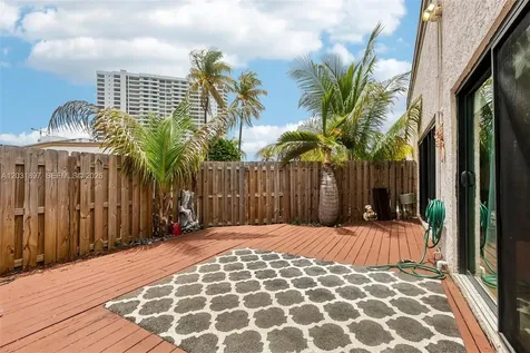 2731 S Parkview Drive Hallandale Beach FL 33009