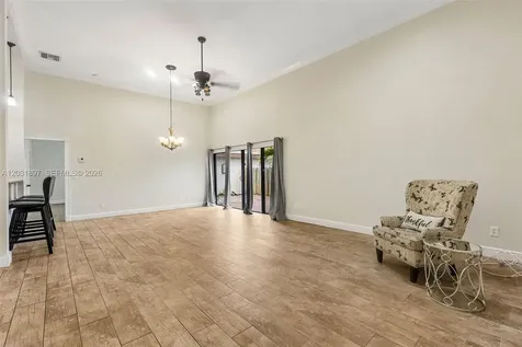 2731 S Parkview Drive Hallandale Beach FL 33009