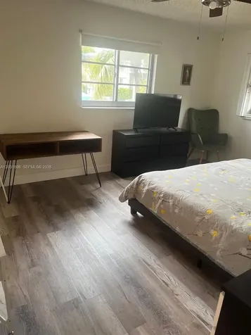1150 Collins Avenue Miami Beach FL 33139