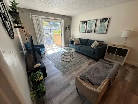1150 Collins Avenue Miami Beach FL 33139