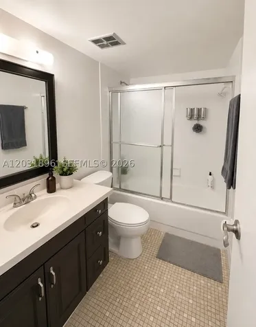 1150 Collins Avenue Miami Beach FL 33139