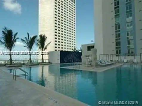 325 S Biscayne Boulevard Miami FL 33131