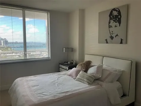 325 S Biscayne Boulevard Miami FL 33131