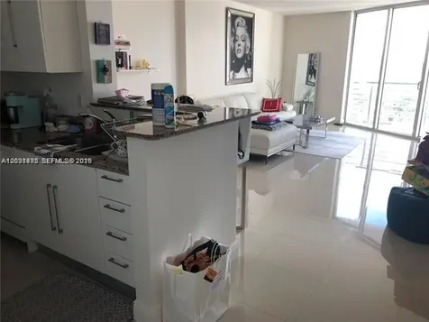 325 S Biscayne Boulevard Miami FL 33131