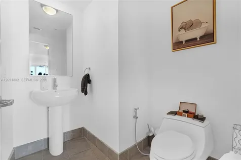 18201 Collins Avenue Sunny Isles Beach FL 33160