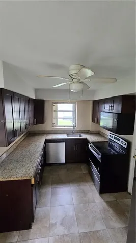 1450 NE 191st Street Miami FL 33179