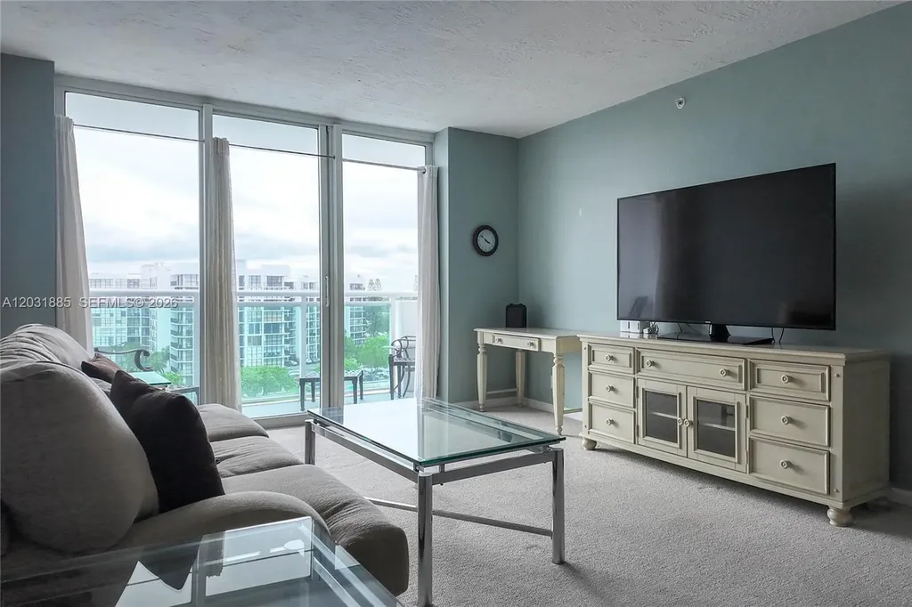 3000 S Ocean Drive Hollywood FL 33019