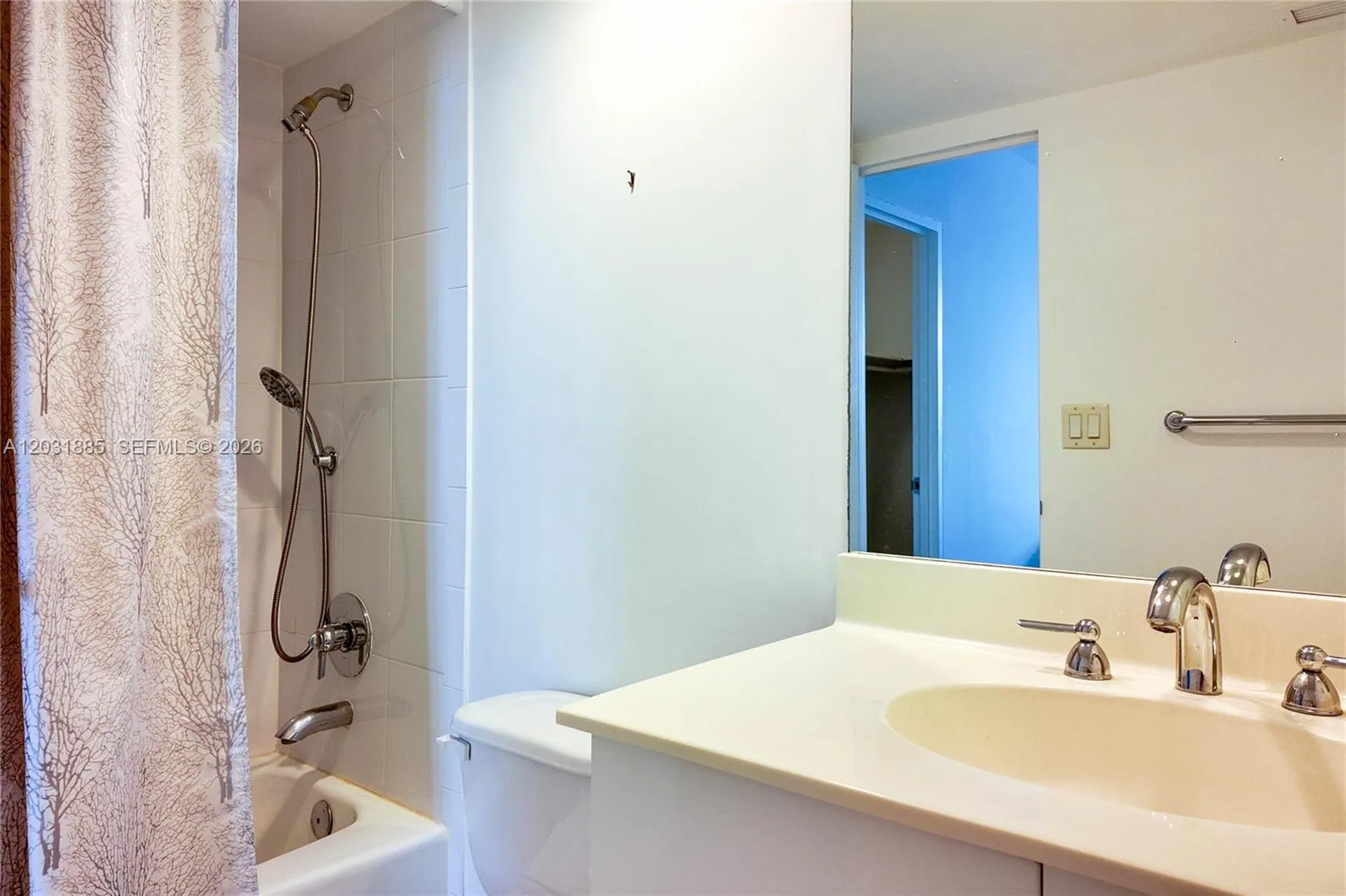 3000 S Ocean Drive Hollywood FL 33019