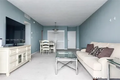3000 S Ocean Drive Hollywood FL 33019