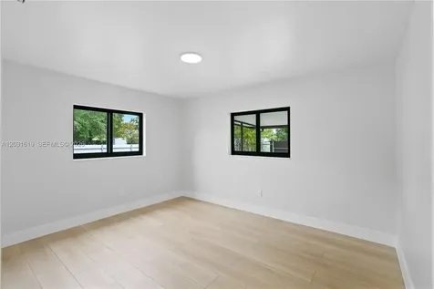 9161 SW 181st Terrace Palmetto Bay FL 33157