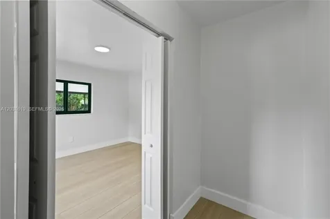 9161 SW 181st Terrace Palmetto Bay FL 33157