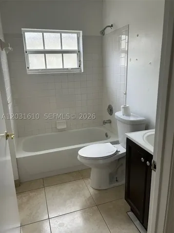 9136 NW 192nd Terrace Hialeah FL 33018