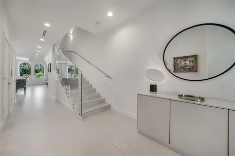 10659 NE Quaybridge Court Miami FL 33138