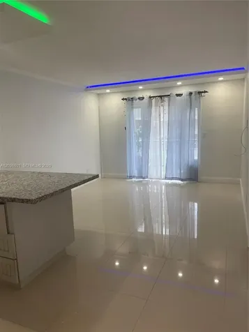 7505 SW 82nd Street Miami FL 33143