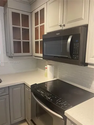 7505 SW 82nd Street Miami FL 33143