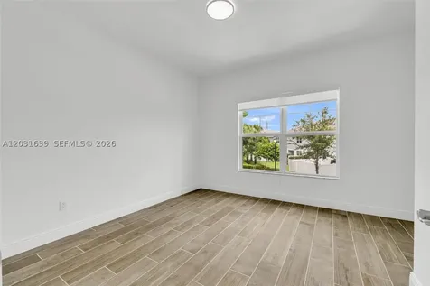 581 Sanderling Circle Deerfield Beach FL 33442