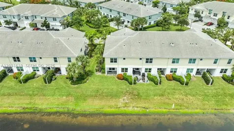 581 Sanderling Circle Deerfield Beach FL 33442