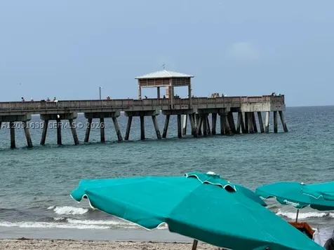 581 Sanderling Circle Deerfield Beach FL 33442