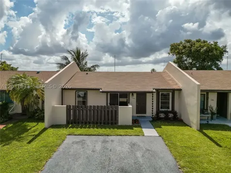 11903 SW 110th St Circle E Miami FL 33186