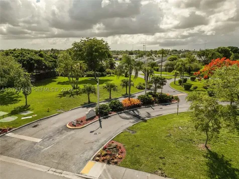11903 SW 110th St Circle E Miami FL 33186