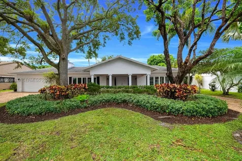 8820 N Lake Dasha Drive Plantation FL 33324