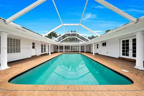 8820 N Lake Dasha Drive Plantation FL 33324