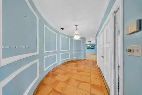 8820 N Lake Dasha Drive Plantation FL 33324