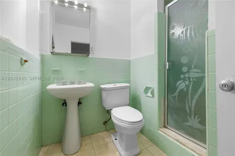 3061 NE 4th Avenue Wilton Manors FL 33334