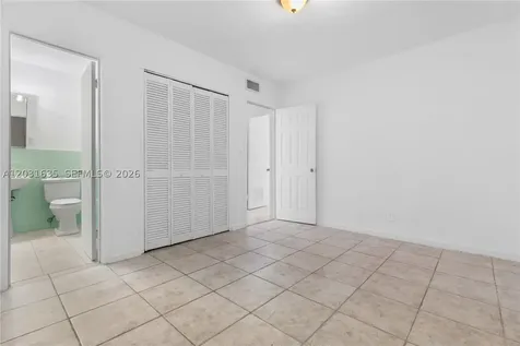 3061 NE 4th Avenue Wilton Manors FL 33334
